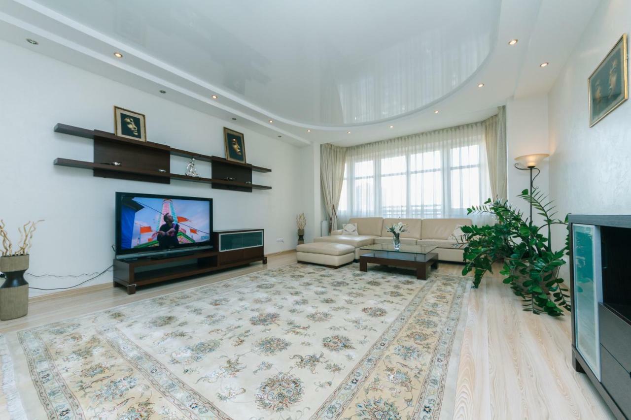 3 Комнатные Апартаменты В Центре Печерска Kyiv Eksteriør billede